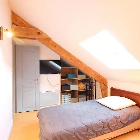 Duplex Agréable, Proche Du Centre - Fr-1-608-44 *