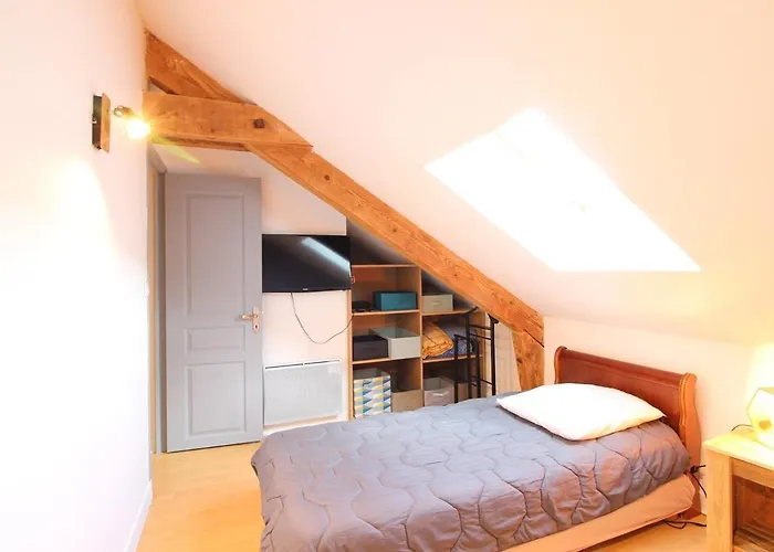 Duplex Agréable, Proche Du Centre - Fr-1-608-44 *